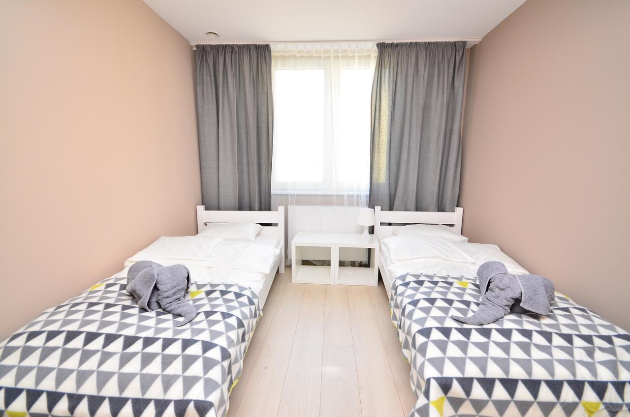 G'Hostel Deszczno Exteriör bild